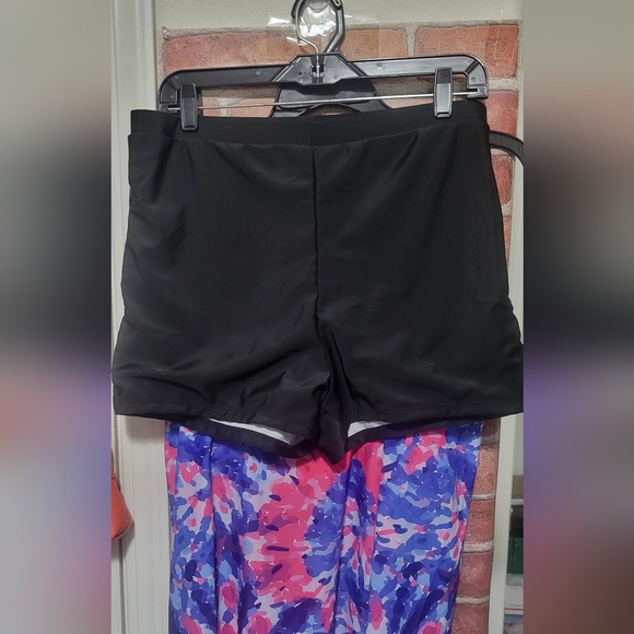 Plus size 2XL 2 pcs. Swim set with boyshorts. New. Dual adj. Straps - Picture 10 of 13